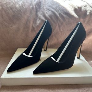 NIB Good American Black Pumps